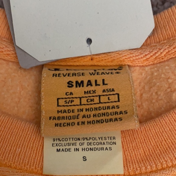 Champion NWT Size small - Picture 4 of 4